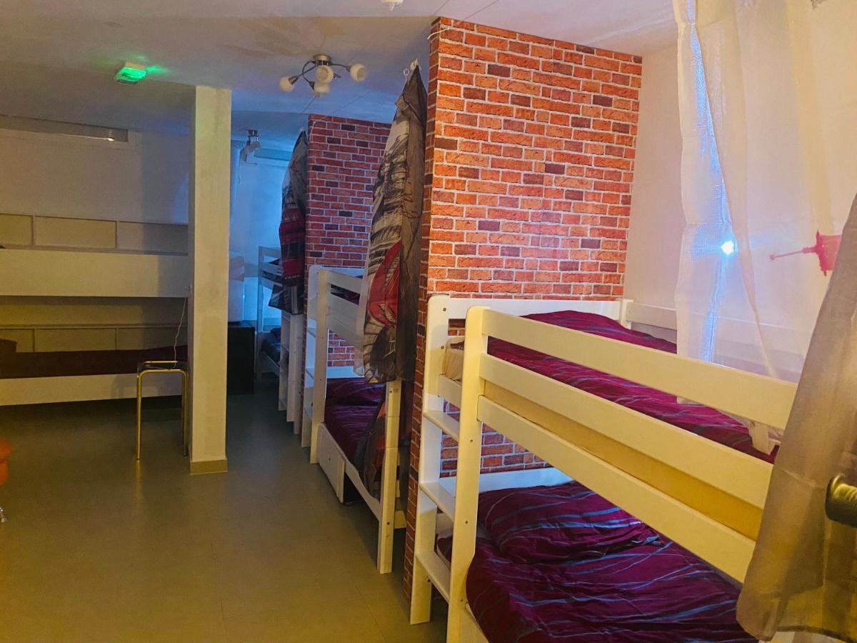 Hostel Ot Split Exterior photo